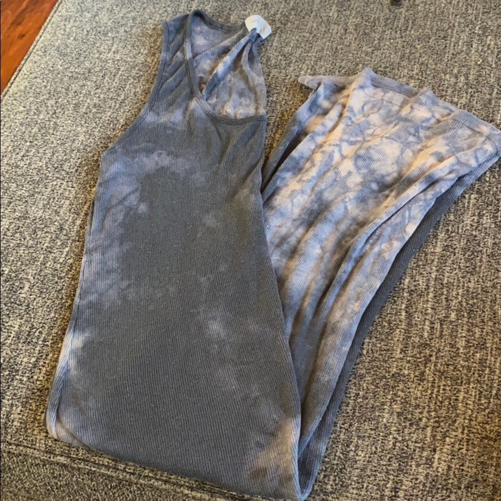 Treasure and Bond Sleeveless Tie Dye slip dress